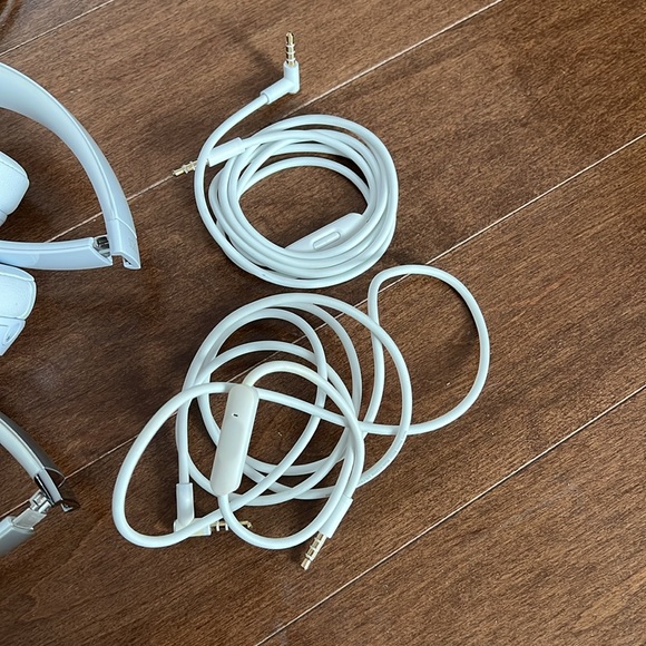 Beats By Dr.Dre Set - Picture 6 of 7